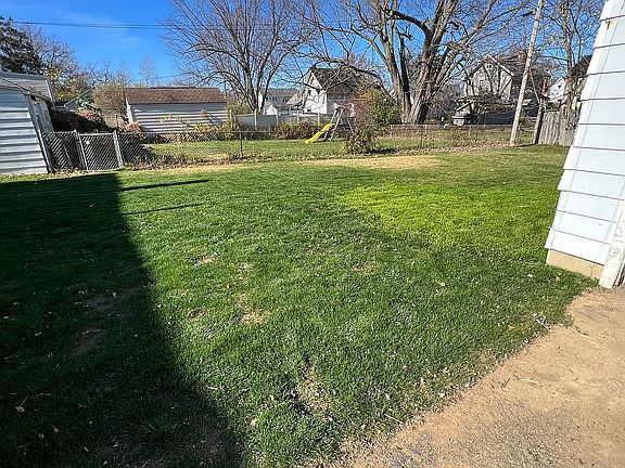House backyard (2)