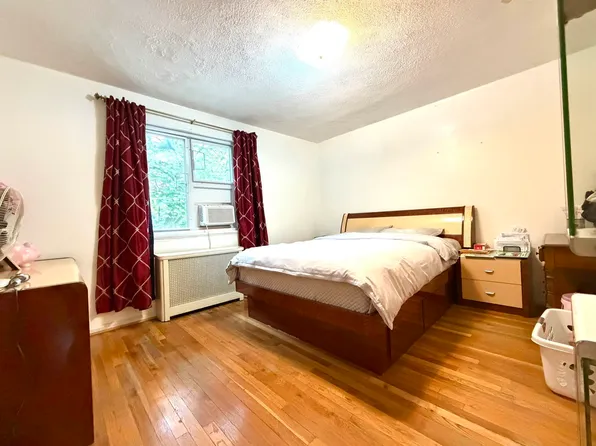 217-11 73rd Avenue image 11 of 17