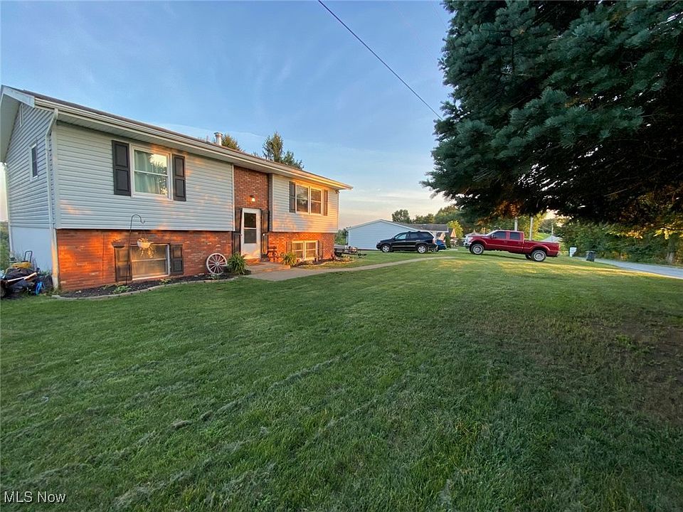 2nd image of 50940 Rehm Rd