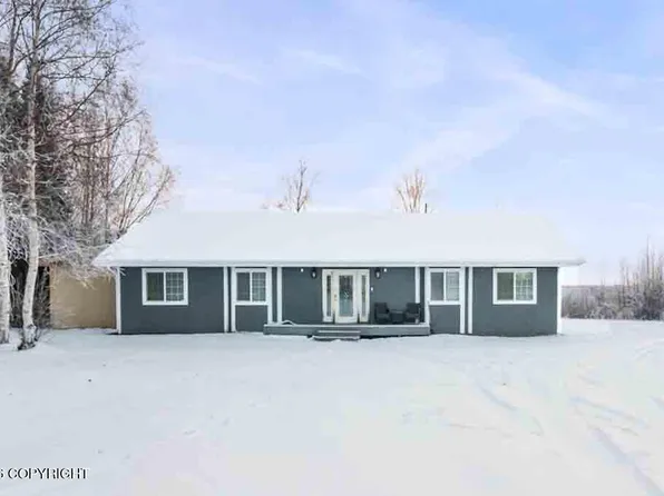 14124 W Millers Reach Rd, Wasilla, AK 99623