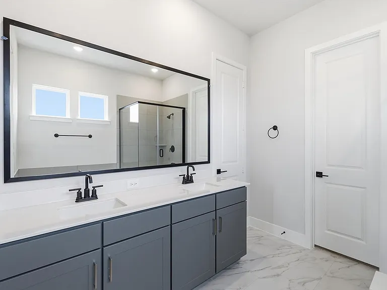 7243 Farley St — Photo 30