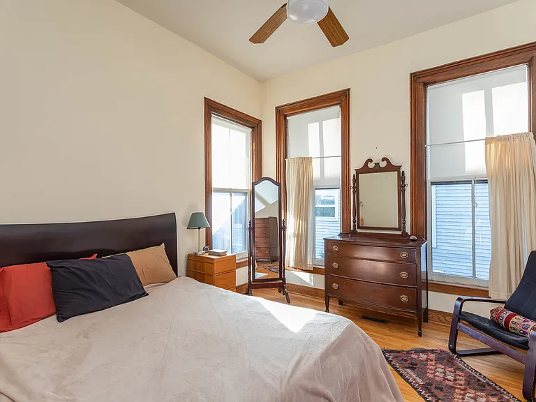 313 E Court St #A — Photo 7