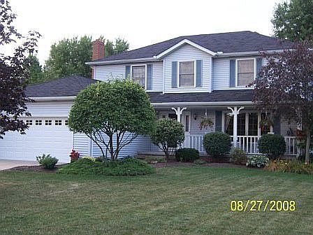Front of home, new garage door, great front porch