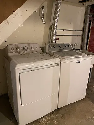 Rented by Nooklyn NYC LLC | media 50