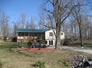 2870 Slaughters Lake Rd, Hanson, KY 42413