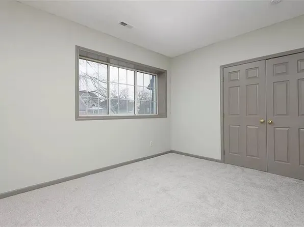 12841 S Widmer St, Olathe, KS 66062