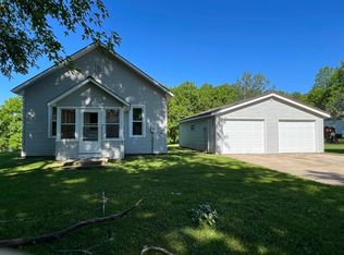 435 S Albright St, Shell Rock, IA 50670