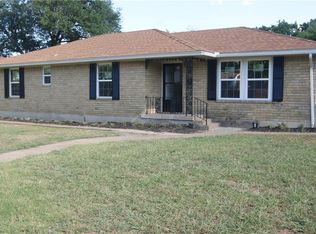 2116 Reynoldston Ln, Dallas, TX 75232