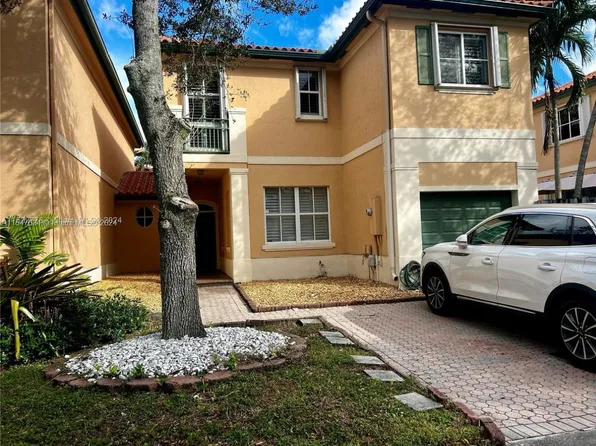 14243 NW 83rd Pl, Miami Lakes, FL 33016