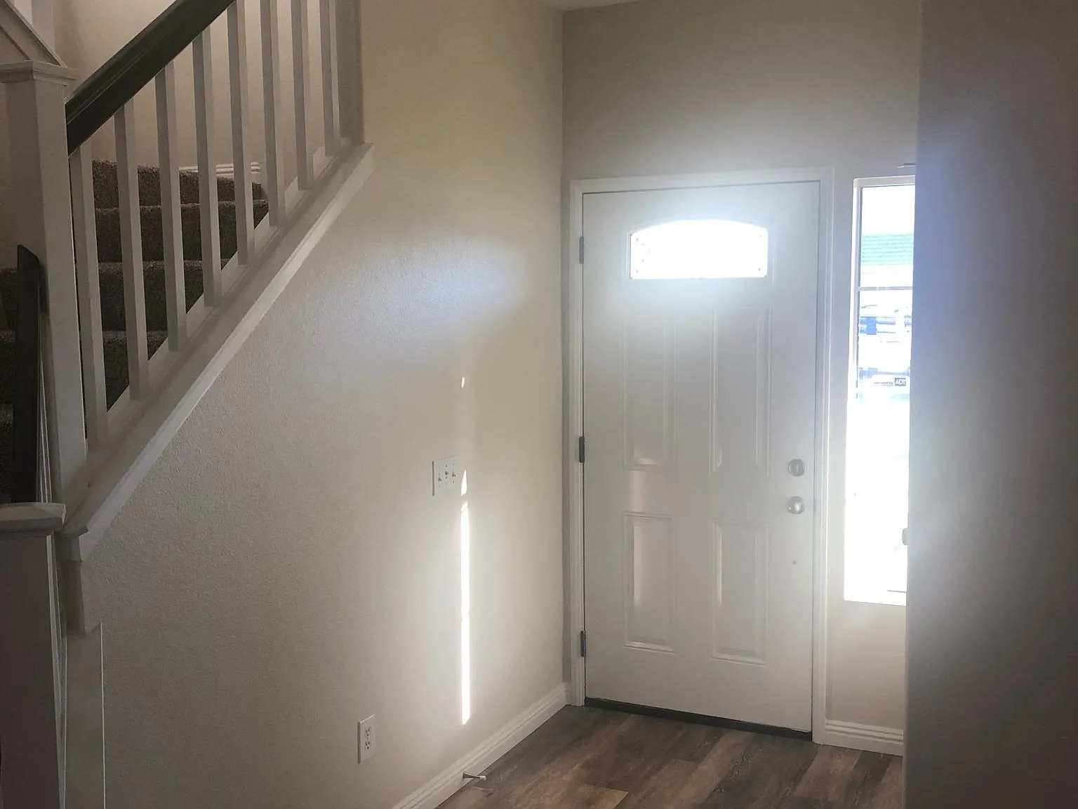 4 bed, 2.5 bath, 1980 sqft, $3,700 — Photo 4