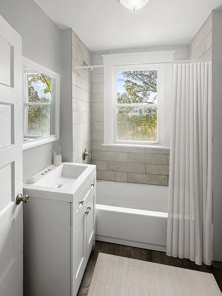 3 bed, 1100 sqft, $1,525 — Photo 3