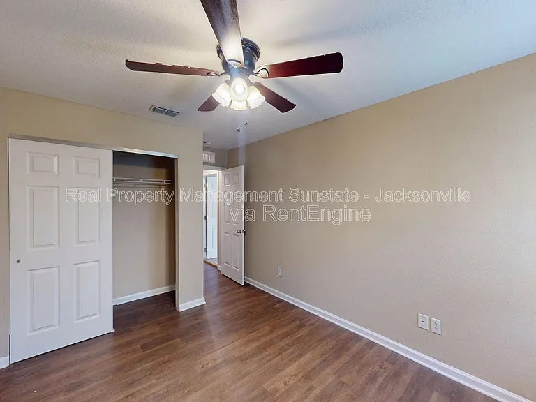 711 Cahoon Rd N — Photo 12
