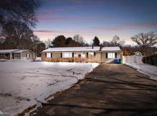 387 Chesterfield Jacobstown Rd, Wrightstown, NJ 08562