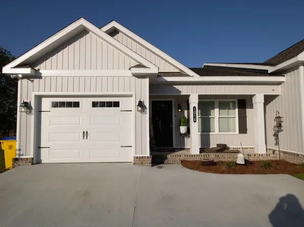 101 Woodsedge Dr, Brooklet, GA