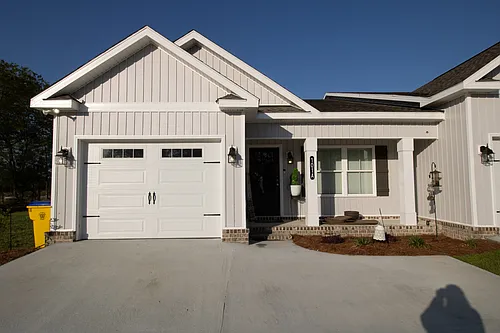 101 Woodsedge Dr Photo 1
