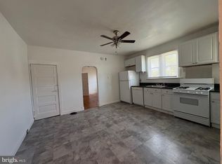 314 W 4th St, Palmyra, NJ 08065