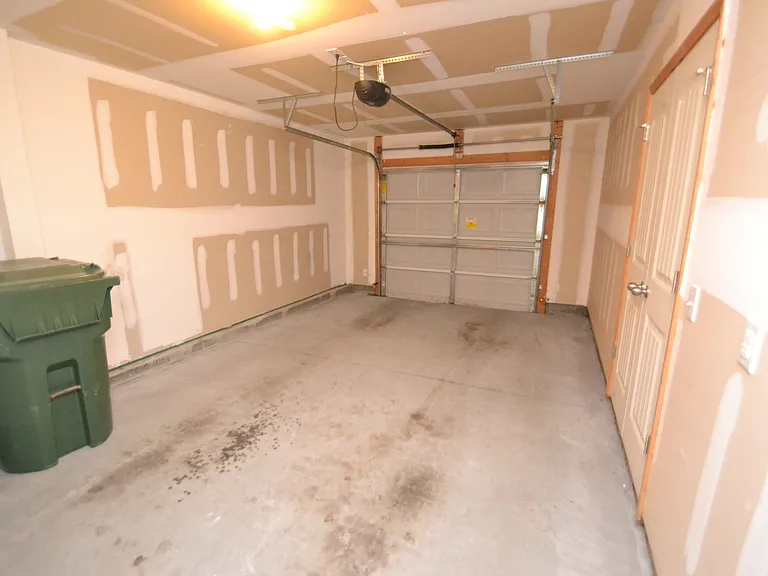 327 Dove Cottage Ln — Photo 40