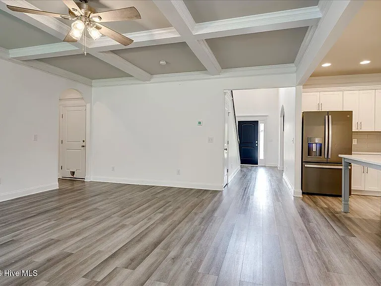 3007 Bannack Ln — Photo 8