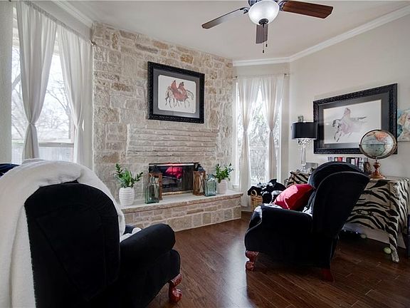 4th image of 9703 Whitney Ct