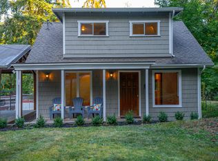 14484 Sunrise Dr NE, Bainbridge Island, WA 98110