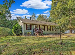 99 Stage Rd, Buchanan, VA 24066