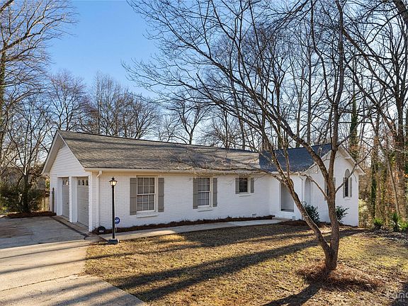 2nd image of 604 White Oak Ct