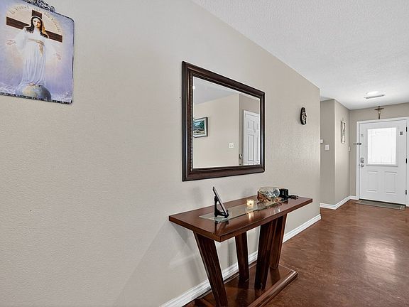 4th image of 1115 Milltown Rd