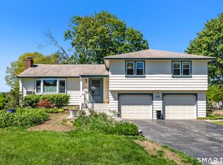 1221 North Main Street, West Hartford, CT 06117