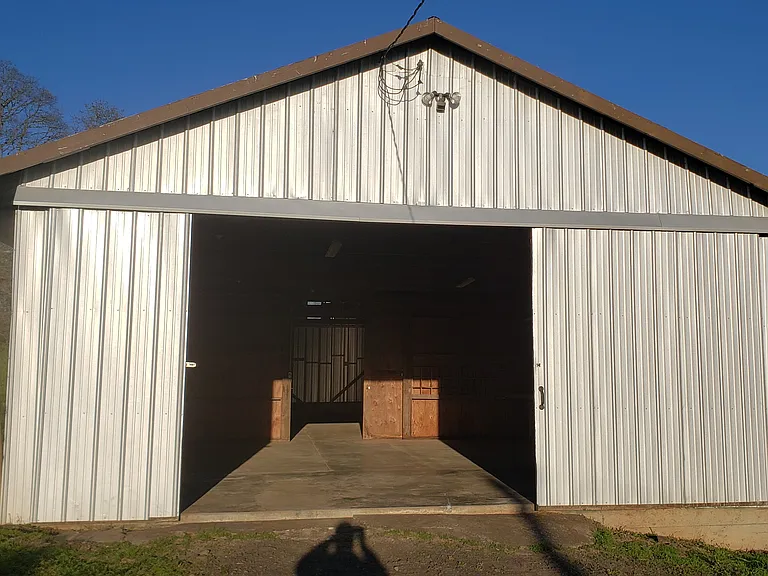 19609 SW Tile Flat Rd — Photo 13