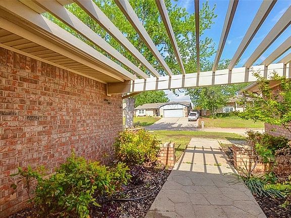 Walk way to the front door.