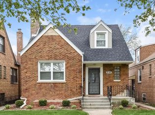 8146 S Sawyer Ave, Chicago, IL