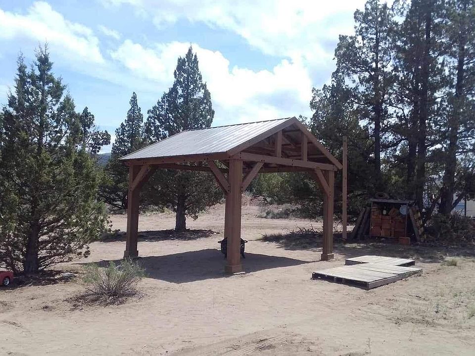 1st image of 1898 SE Redwood Ln #6077