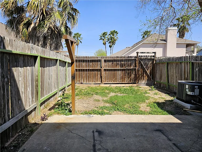 4802 Delwood St #5 — Photo 17
