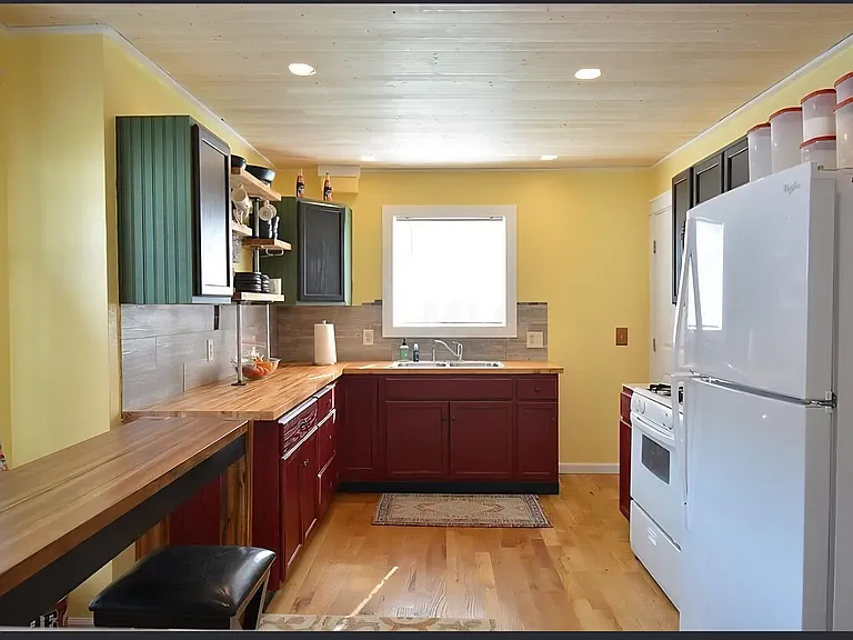 1014 Bulen Ave — Photo 7