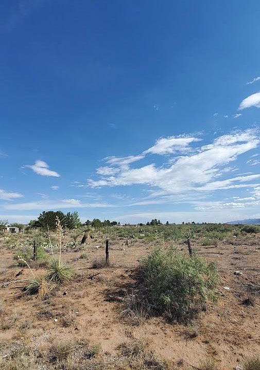1st image of 525 Oasis Dr