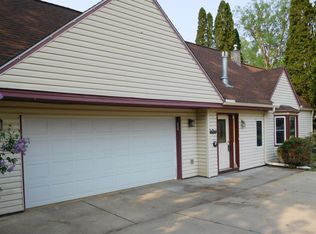 3344 Chippewa Rd, Minnetonka, MN 55305