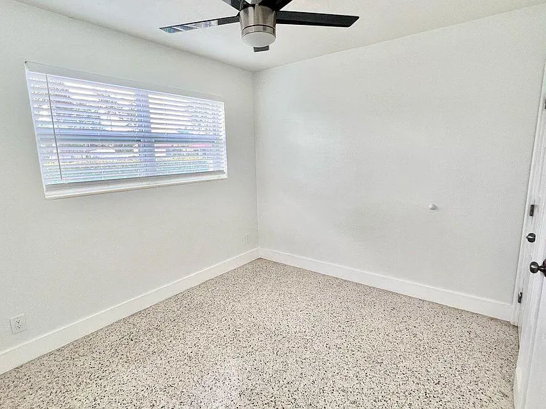 124 Abaco Dr — Photo 15