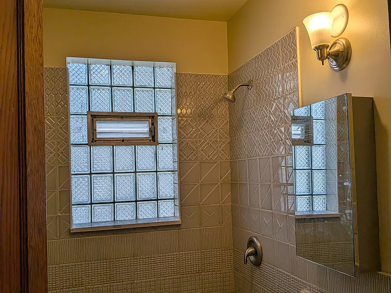 4034 W Cortland St #2 — Photo 7