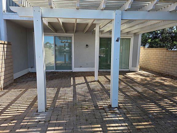3rd image of 3591 Windspun Dr