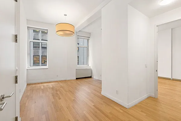 Rented by NYC Realty Brokers LLC | media 10