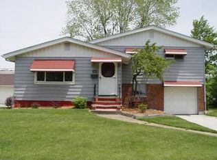 468 Center Rd, Bedford, OH 44146