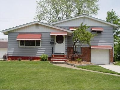 468 Center Rd, Bedford, OH, 44146