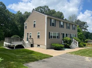 28 Chestnut St, Bellingham, MA 02019
