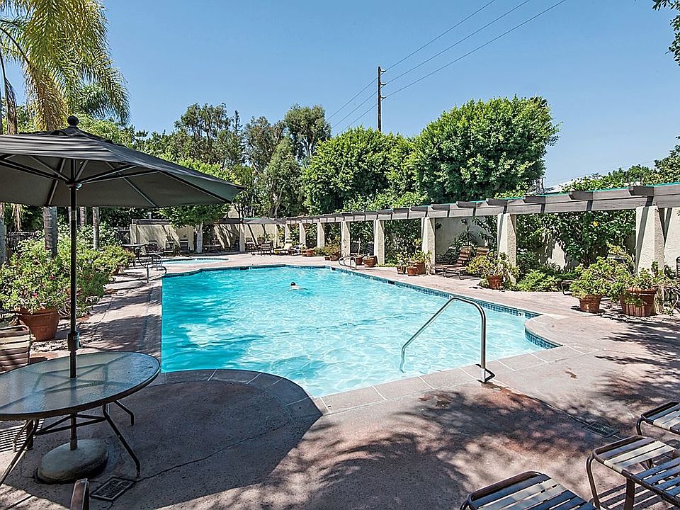 1st image of 12720 Burbank Blvd Unit 130