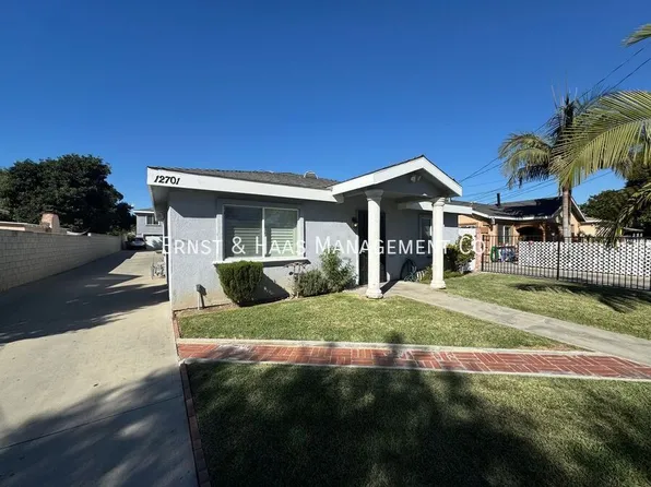 12701 Waldorf Dr, Lynwood, CA 90262