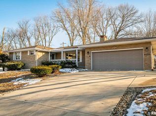 2724 W Newman Pkwy, Peoria, IL 61604