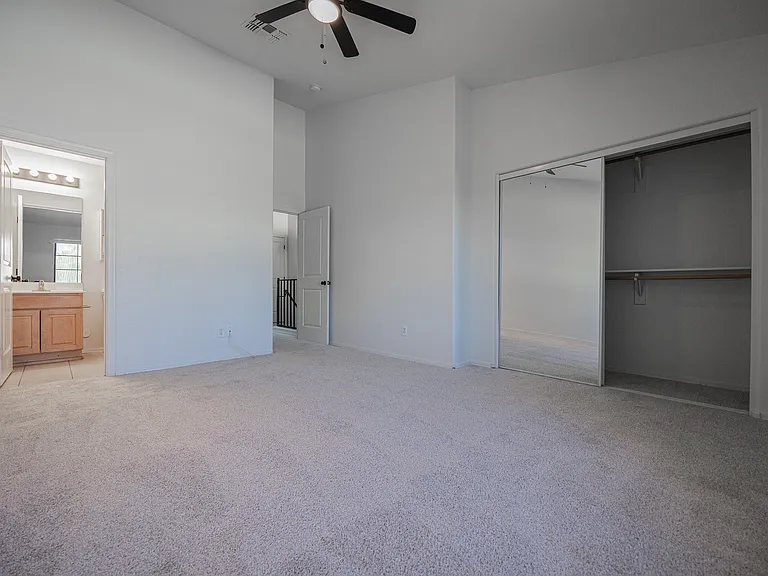 7801 N 44th Dr #1075 — Photo 11