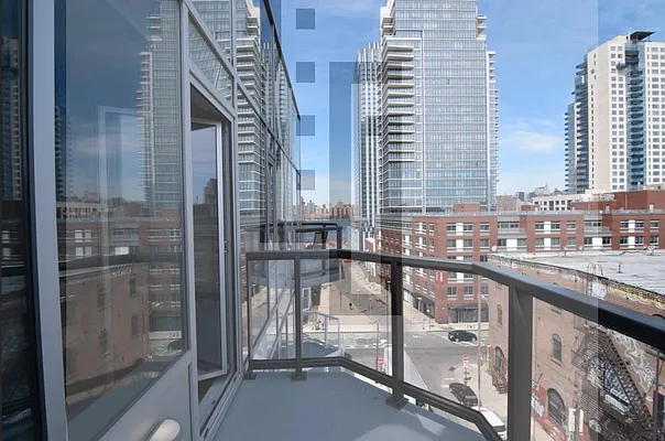 Rented by Loom Group | media 62