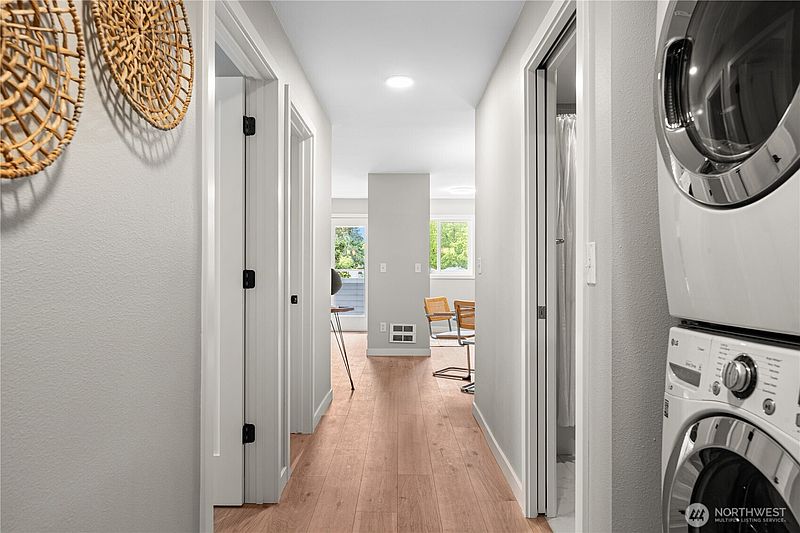 4th image of 3435 California Avenue SW #103
