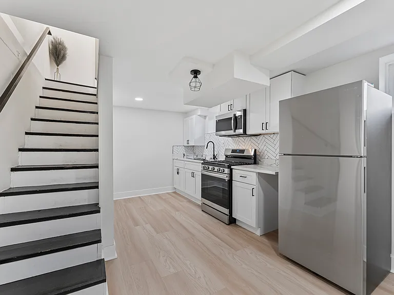 5503 Jay St NE — Photo 12
